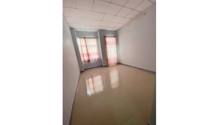Mặt tiền hẻm 231 Dương Bá Trạc, 3.95x19m, 3 tầng chỉ 8 tỷ 8